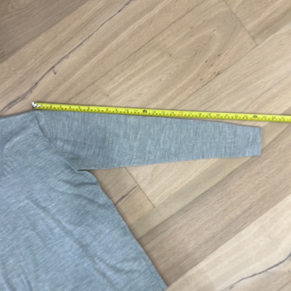 EUC French Connection V Neck Sweater - SIZE M - Picture 6 of 9